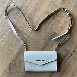 Michael Kors small cross body purse
